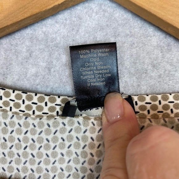 Ann Taylor Sz M Shell/Tank Top - Picture 8 of 9